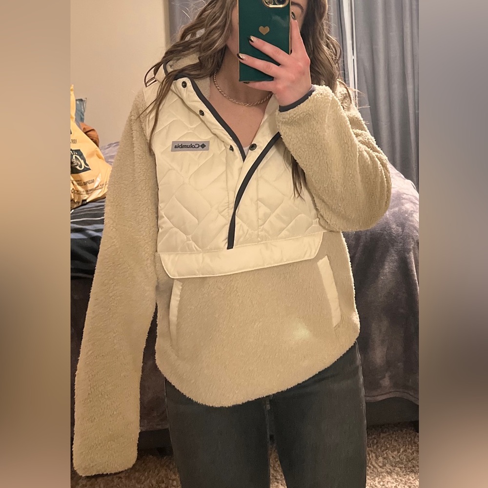 Women’s NEW Columbia fleece/puffer hoodie jacket - Picture 3 of 7